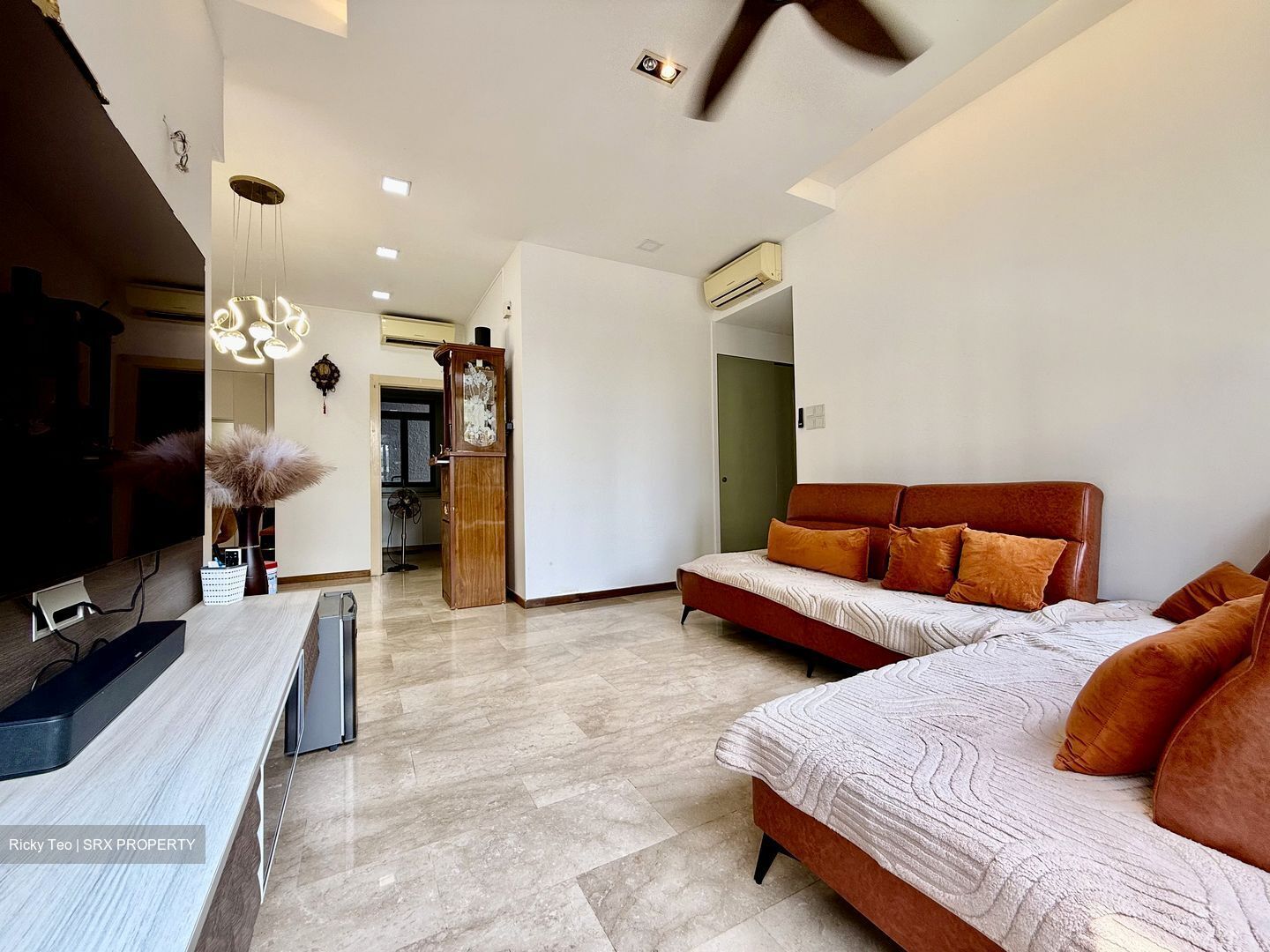 Regent Heights (D23), Condominium #540398051